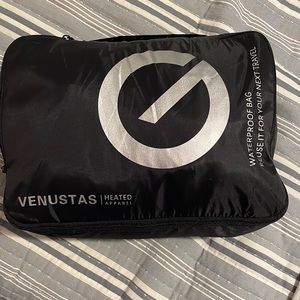 Unworn Venustas heated jacket
